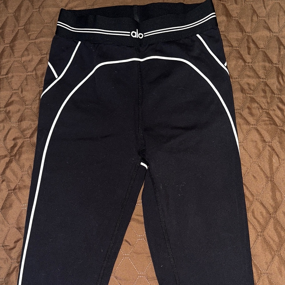 ALO Yoga Kids Black Leggings with White Trim